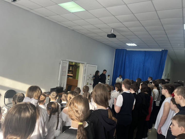 Встреча с инспектором по делам несовершеннолетних Клименок Е.М..
