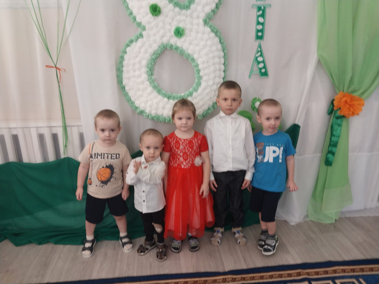 8 марта - день особый..