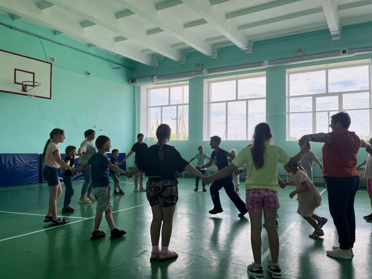 День весёлых затей «Игры наших бабушек и дедушек»..